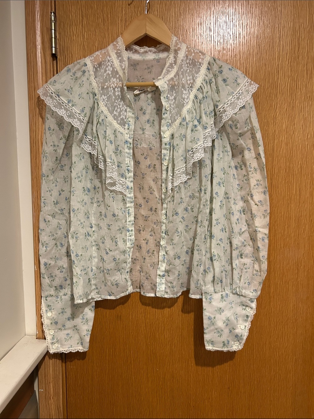 Vintage Light Blue Floral Lace-Trim Blouse